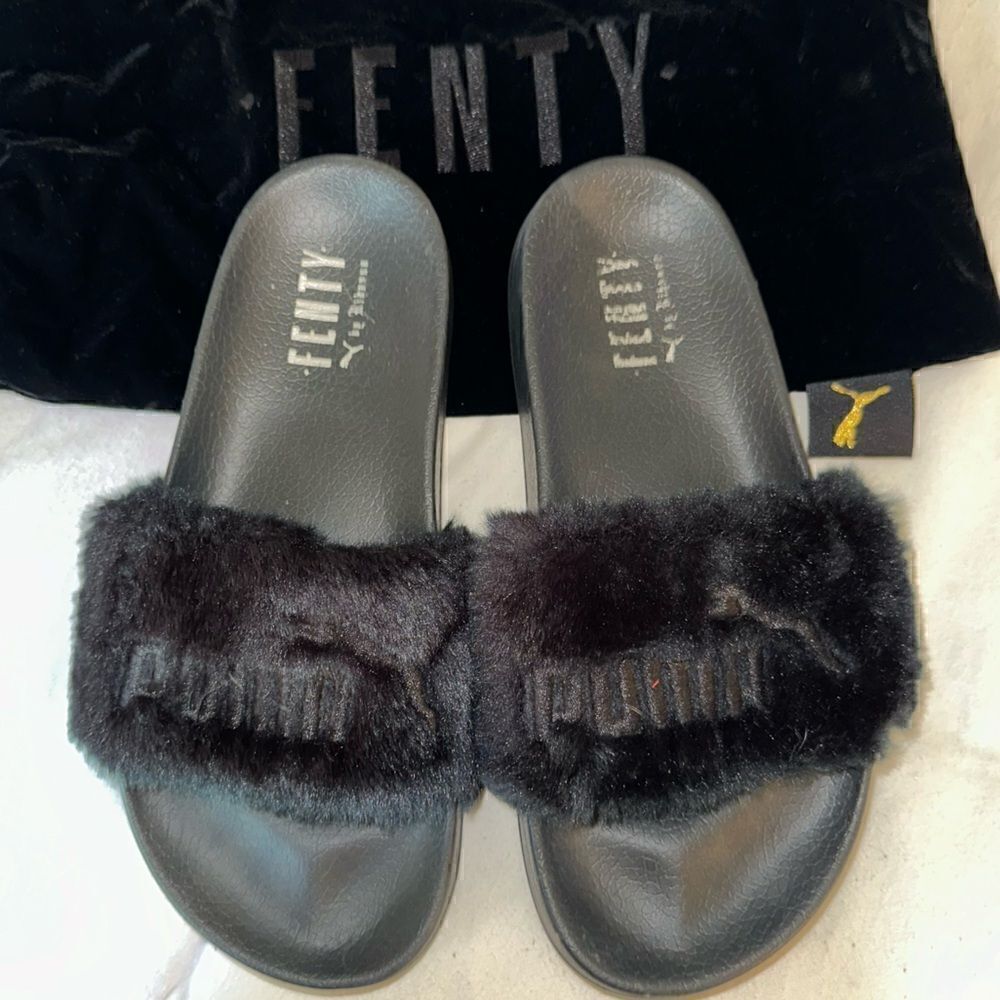 Fenty faux fur slides - Picture 2 of 3